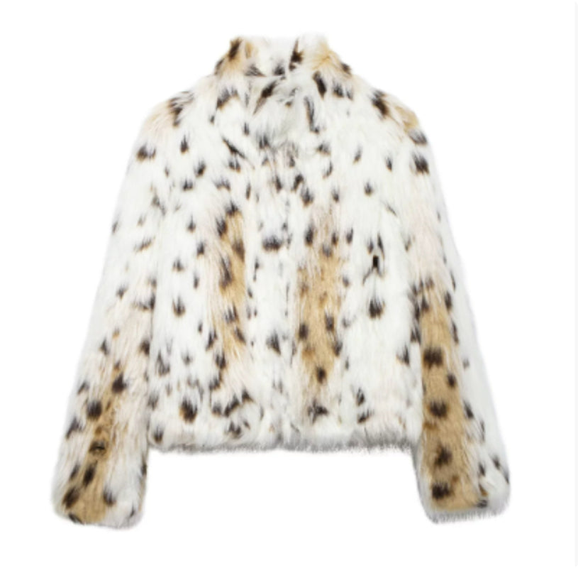 Winter Plush Coat - Fashionable Warm Thick Fluffy Lapel Jacket for Women, Casual Long Sleeve Outerwear
