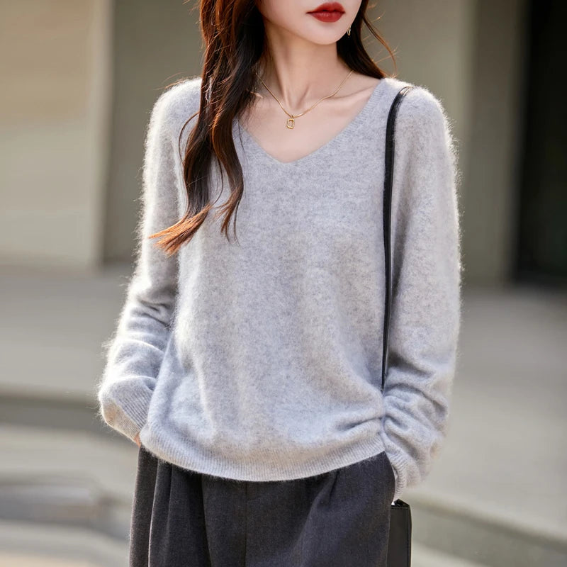 Women's Luxury Cashmere & Wool V-Neck Sweater