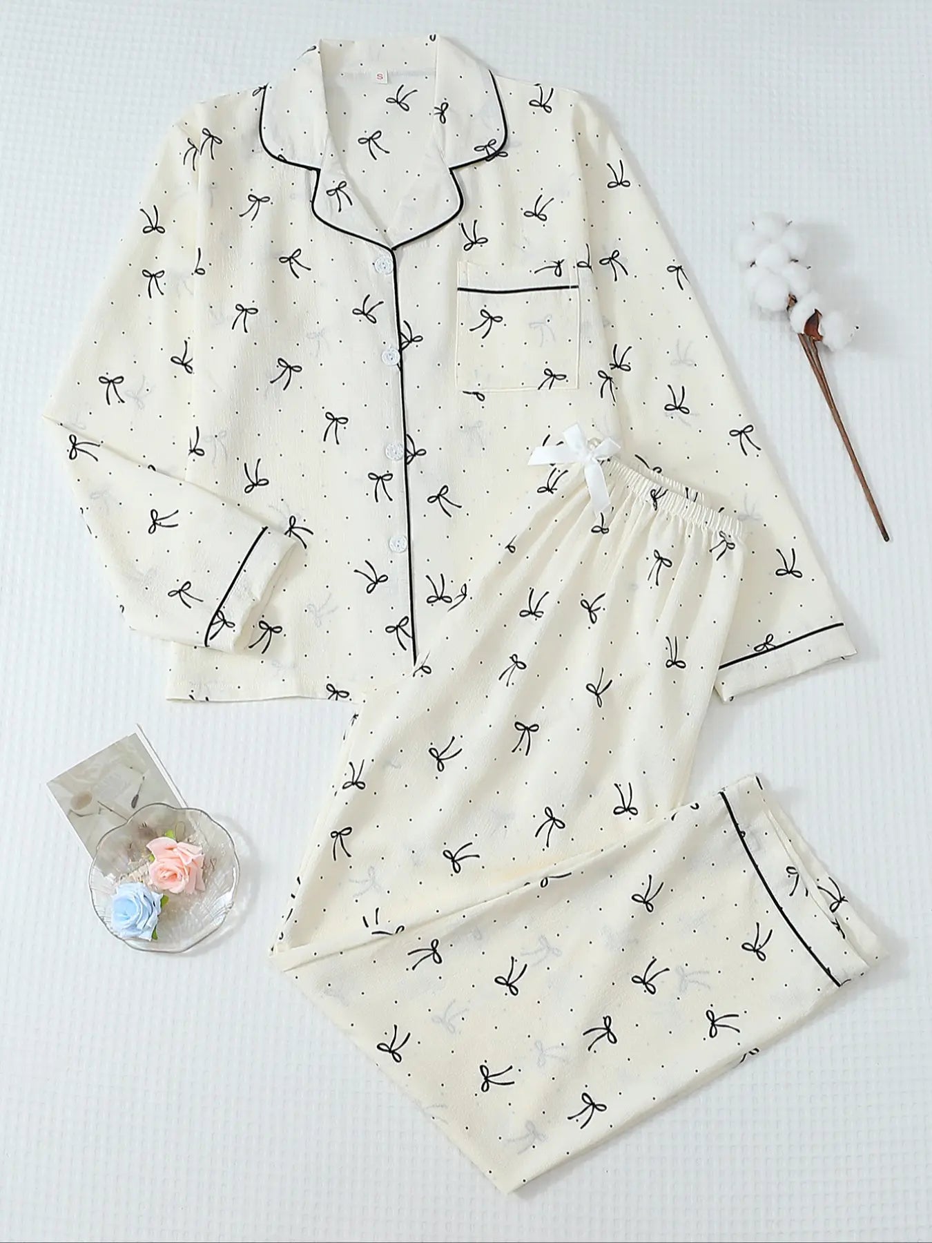 Women'S Striped Bow Print Long Sleeve Woven Pajama Set, Sweet Cute Button Front Top and Pants, Casual Home Wear for All Seasons